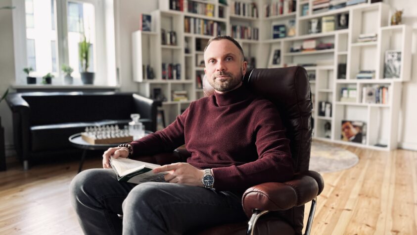Coworking na poznańskiej Wildzie: dlaczego Biuro56 to coś więcej niż biurko?